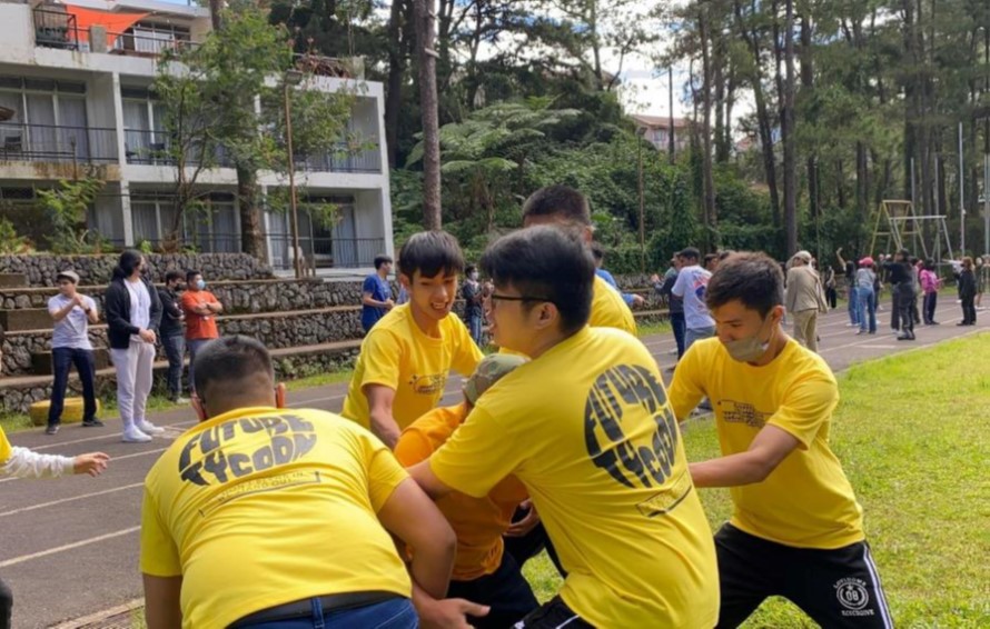 Young Entrepreneurs’ Society Team Building Series builds Teamwork, Collaboration, and Physical Health in Lousians 