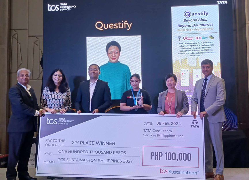 Jemari Aguilar receiving 2nd place during TCS Sustainathon Finals 2023 for "Questify"